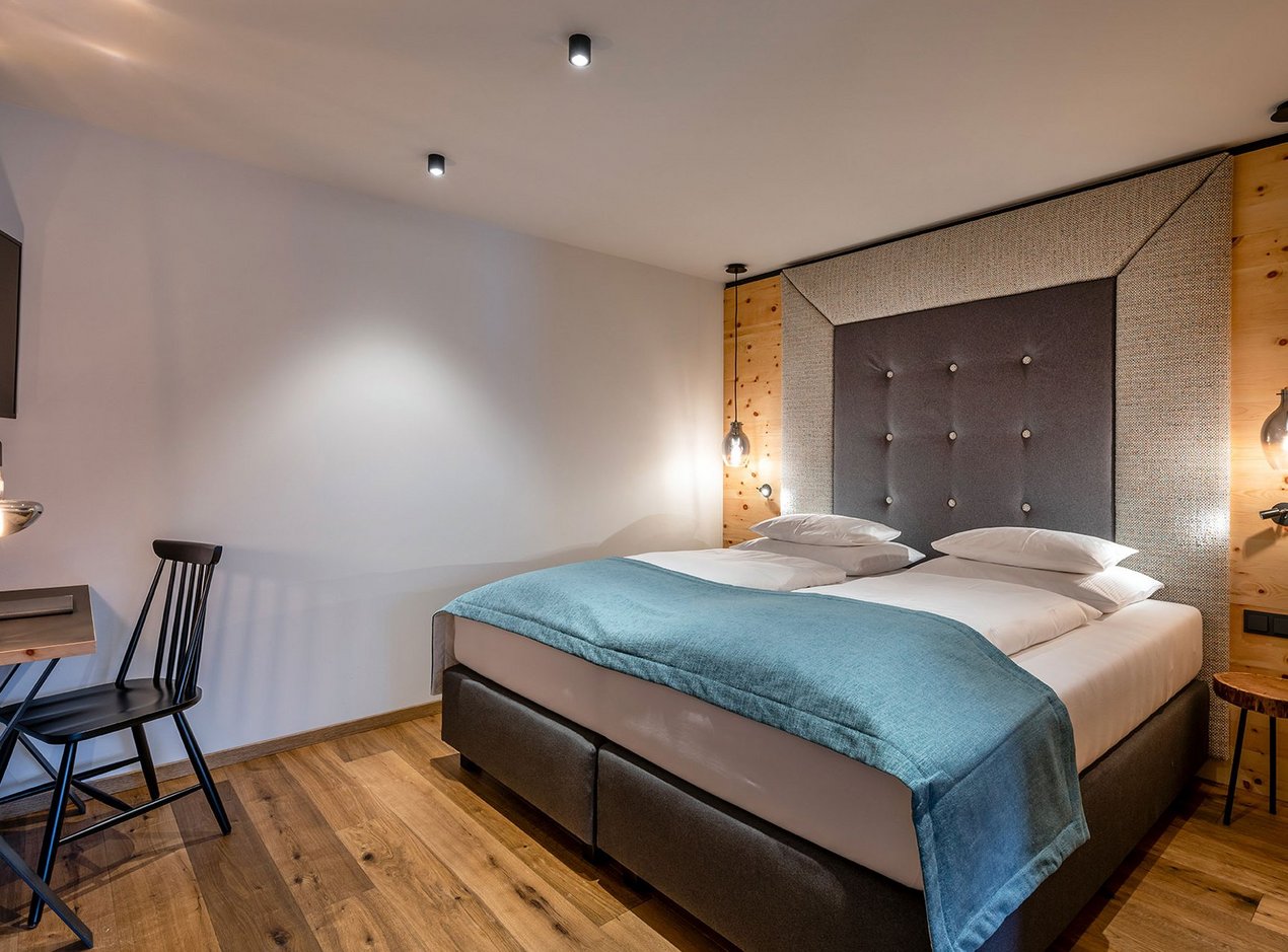 Stone pine suite Wohlfühlzeit double bed Stone pine suite Wohlfühlzeit double bed