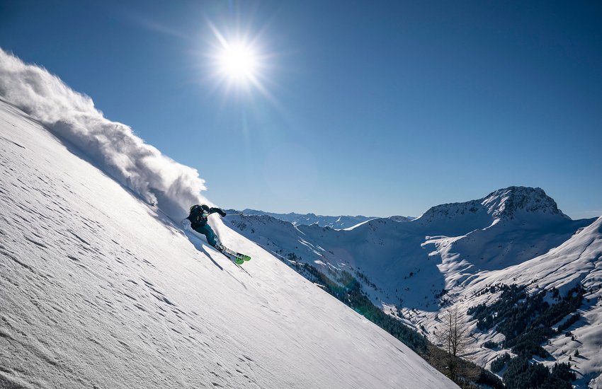 Freerider im Tiefschnee