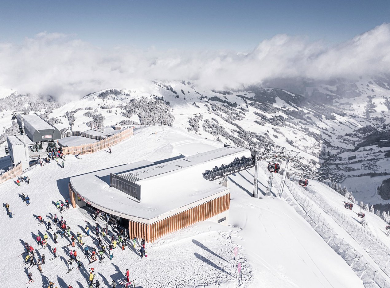 12er Kogel gondola lift mountain station 12er Kogel gondola lift mountain station