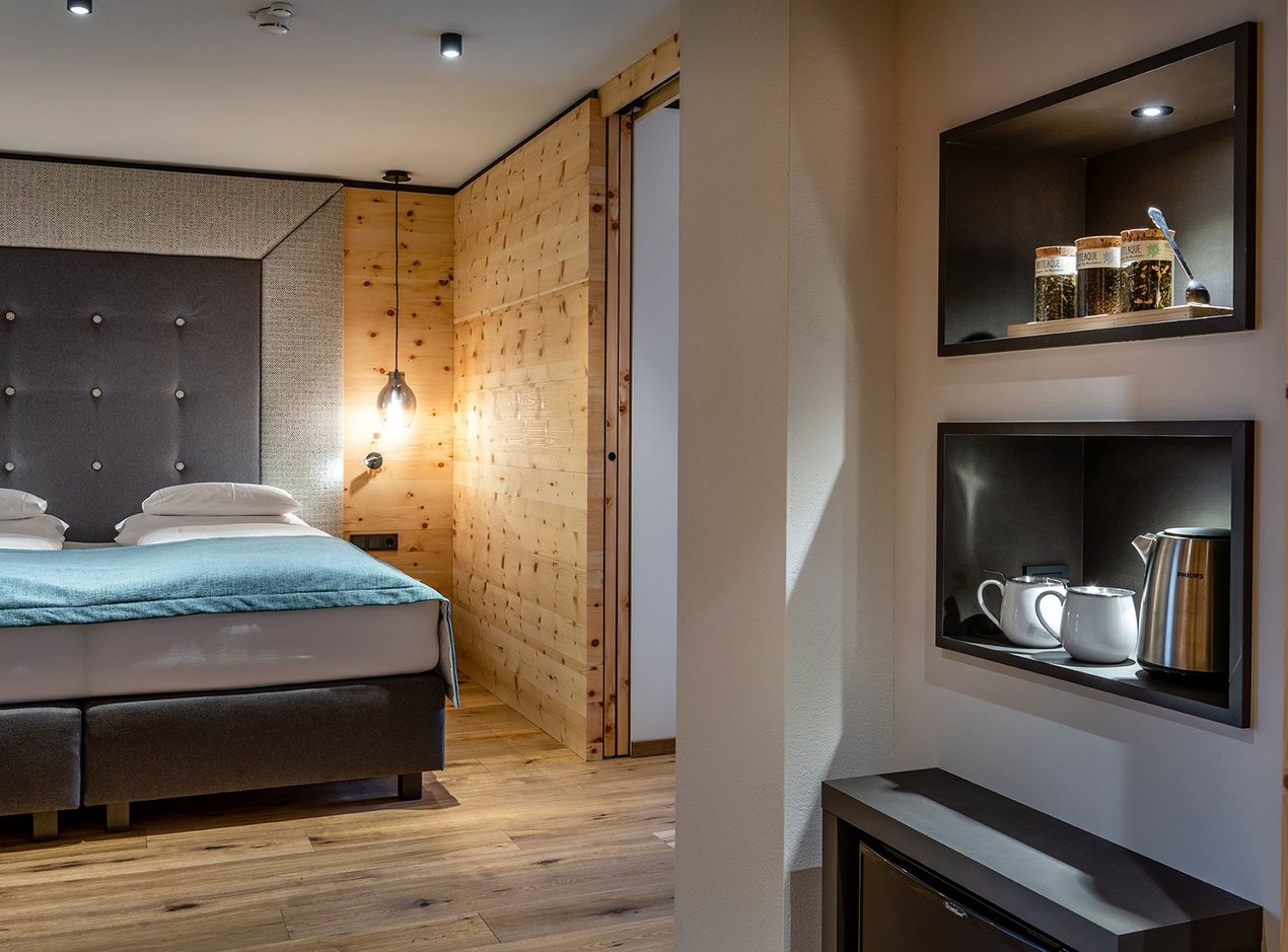 Stone pine suite Wohlfühlzeit tea-making corner Stone pine suite Wohlfühlzeit tea-making corner