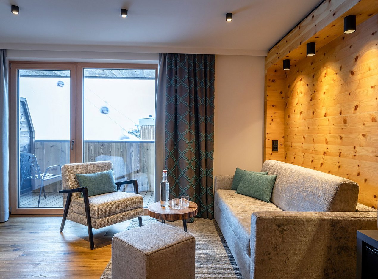 Stone pine suite Bergzeit seating corner Stone pine suite Bergzeit seating corner