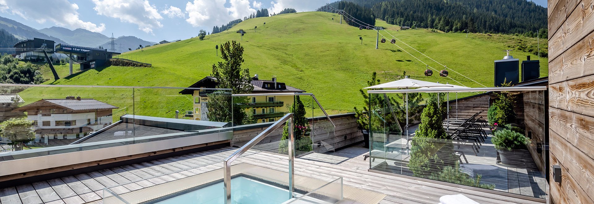 Dachterrasse mit Pool