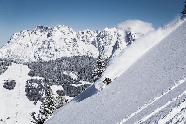 Freerider im Tiefschnee