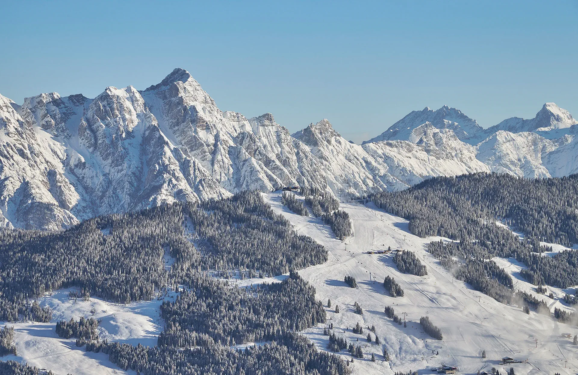 Bergpanorama Skicircus Saalbach Hinterglemm